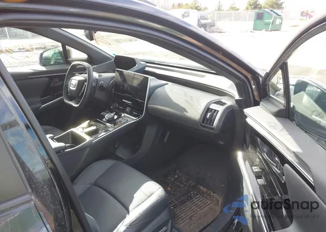 2024 Subaru Solterra Limited из США, поврежденный, VIN JTMABABA5RA076654